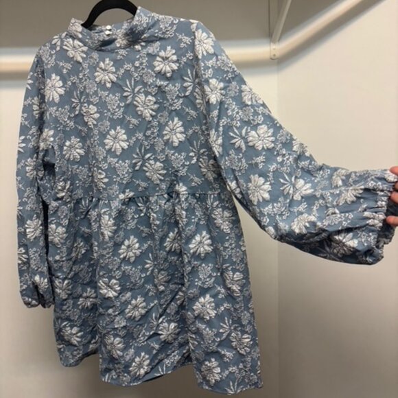 Dresses & Skirts - NWOT - Dreamy Blue Floral Baby Doll Dress